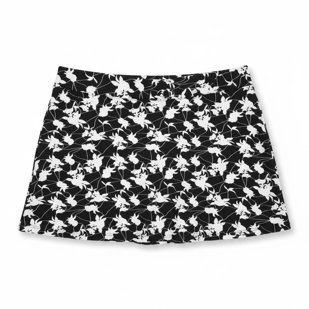 Tranquility by Colorado Clothing Women's XL Black/White Floral Pull-On Skort